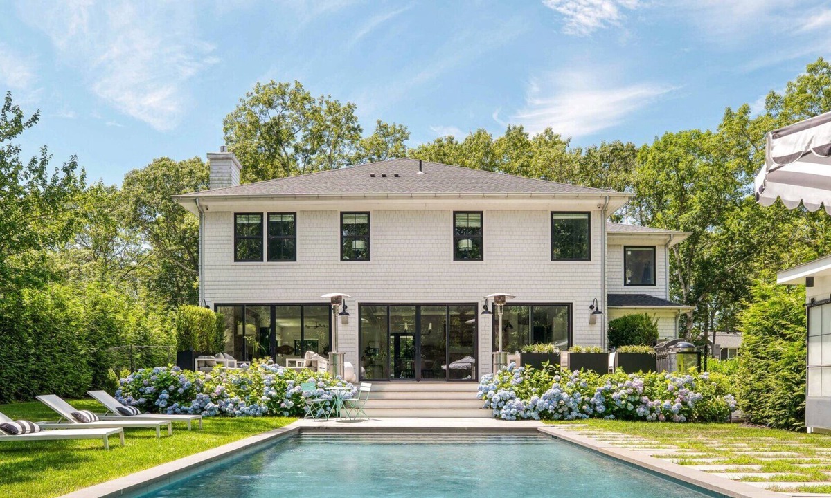 Noyack House | Walk-to-Beach, Newly Built Smart Home with Heated Salt Water Pool, Near.