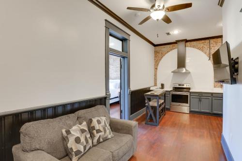 Marshall Apartment | Walk to Museums! Historic Downtown Marshall Apt