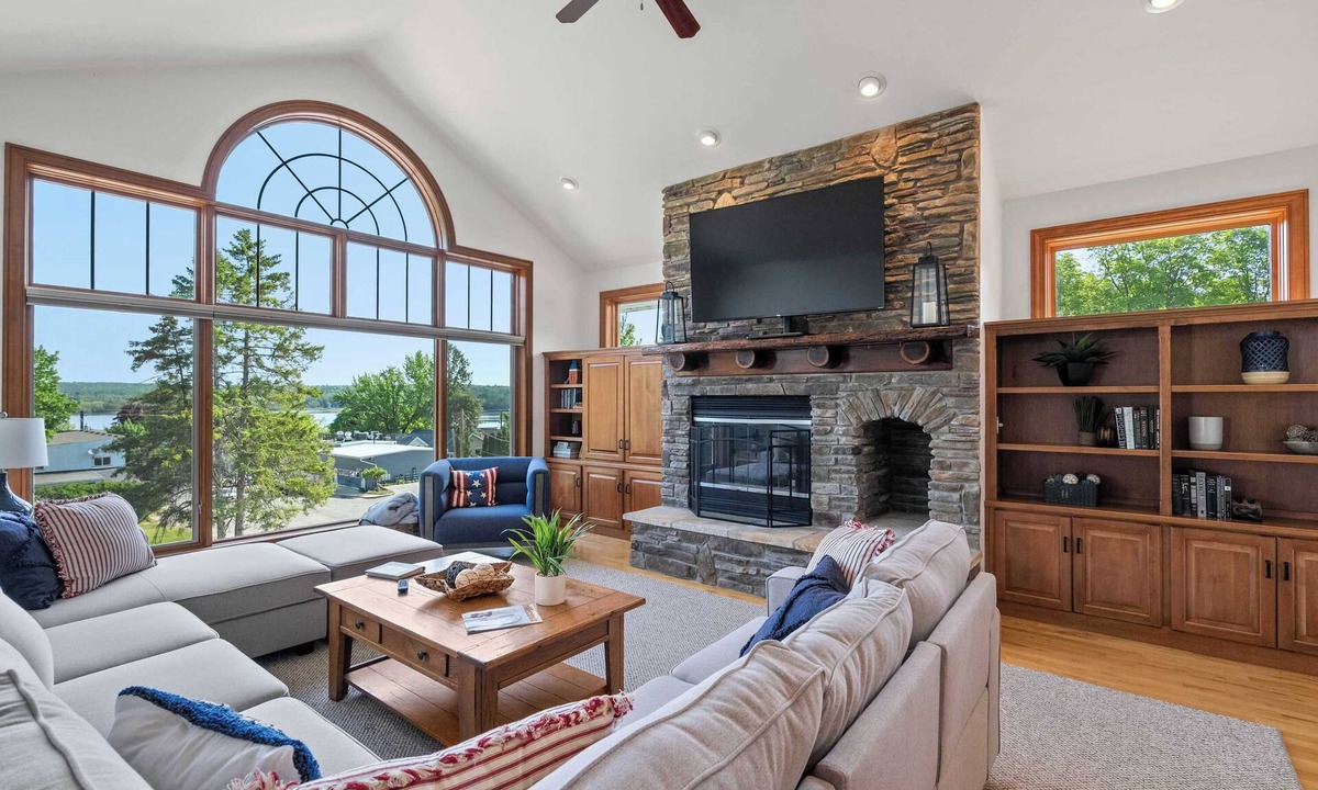Fish Creek Condo | Walk to Shops! 3 Story Condo w/Views + Elevator