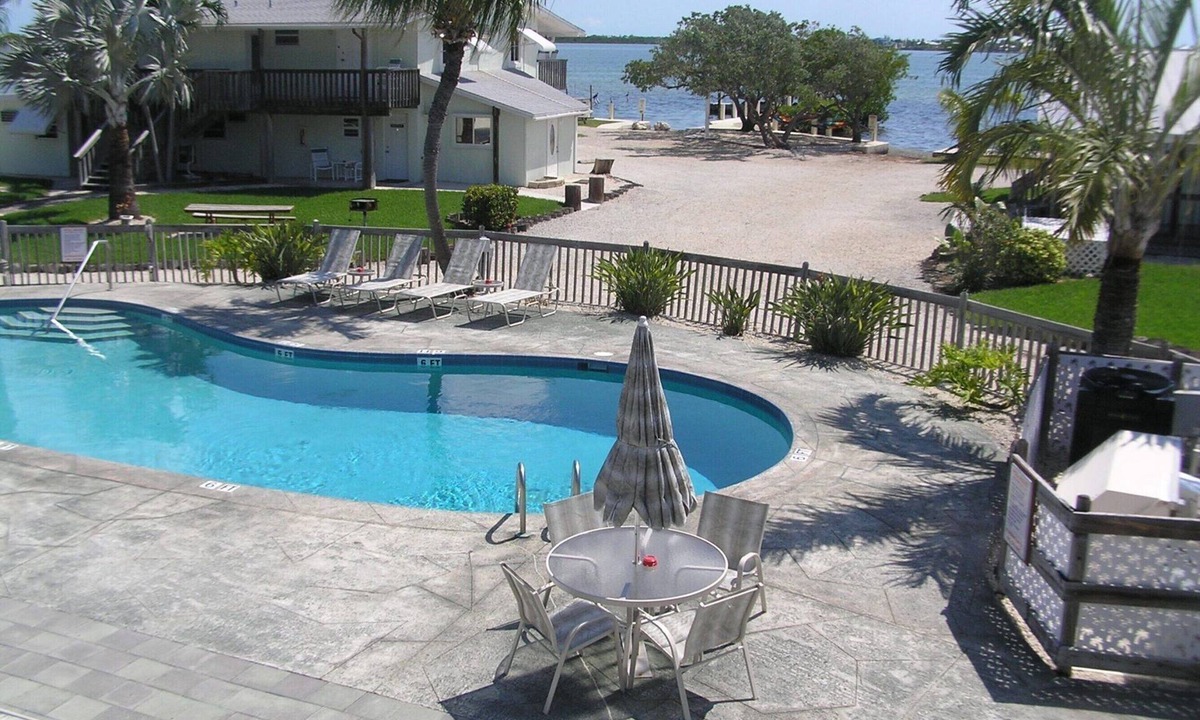 Little Torch Key Hotel | Water View 2-Queen Suite w/Beach Access, Pool & Kayaking Fun