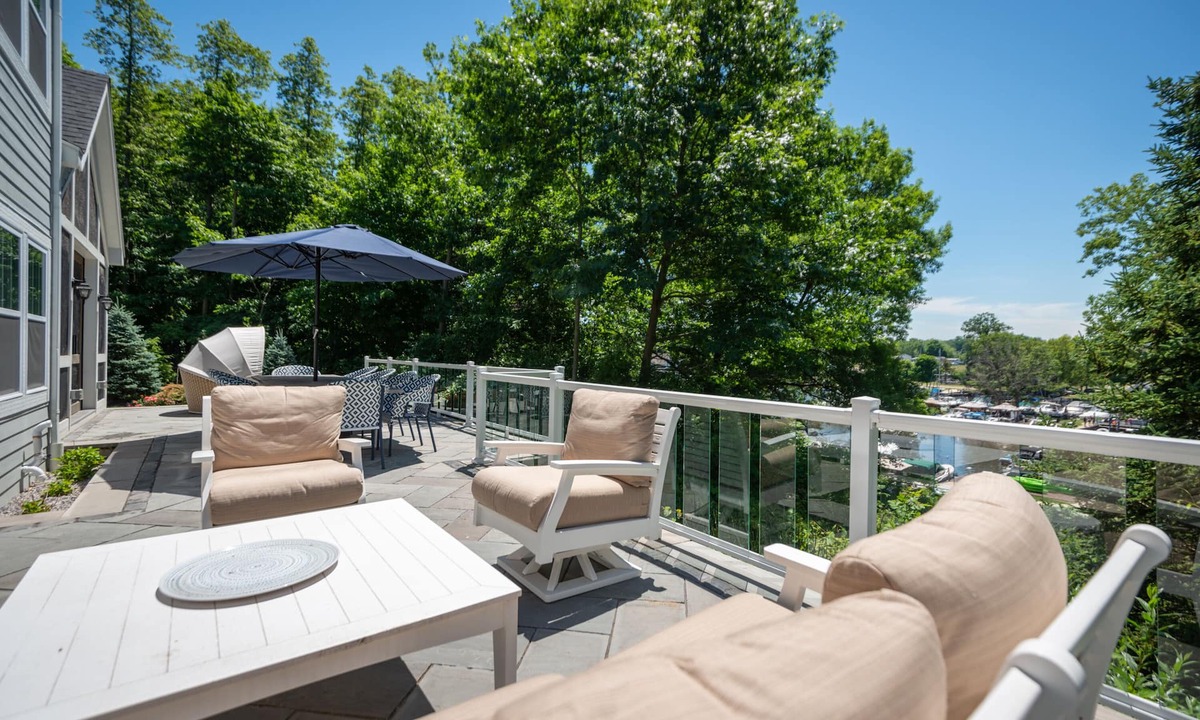 South Haven House | WATER VIEW@MarinaResort w/POOL + LARGE SunRoom & Patio