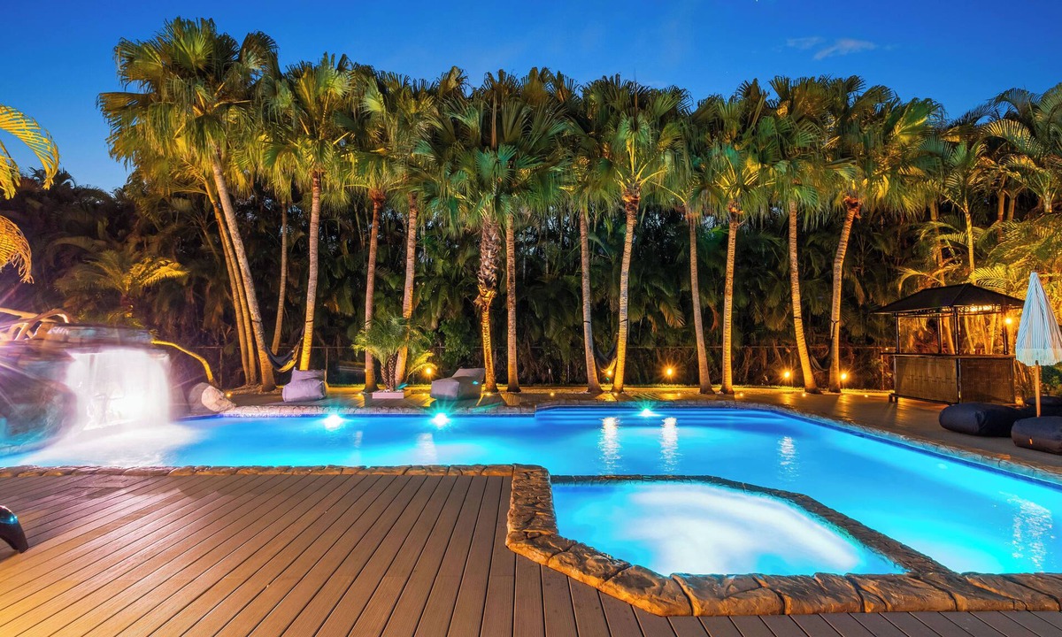Plantation Villa | Waterfall Villa | Multi Court Watersilde Cinema