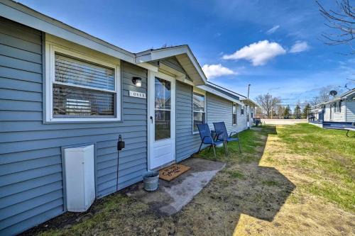 Houghton Lake House | Waterfront Cabin with Kayaks, Dock & Fire Pit in Houghton Lake, Michigan
