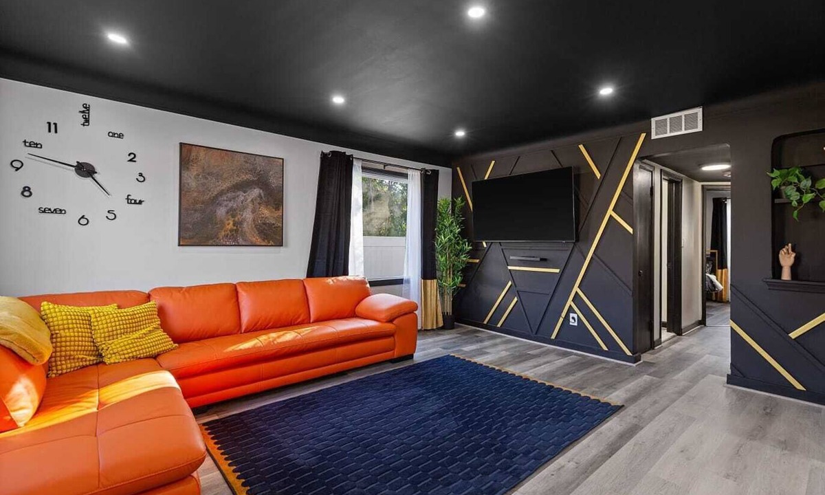 Oak Park House | Welcome! To The Dark Retreat and get ready for a quiet and cozy stay.