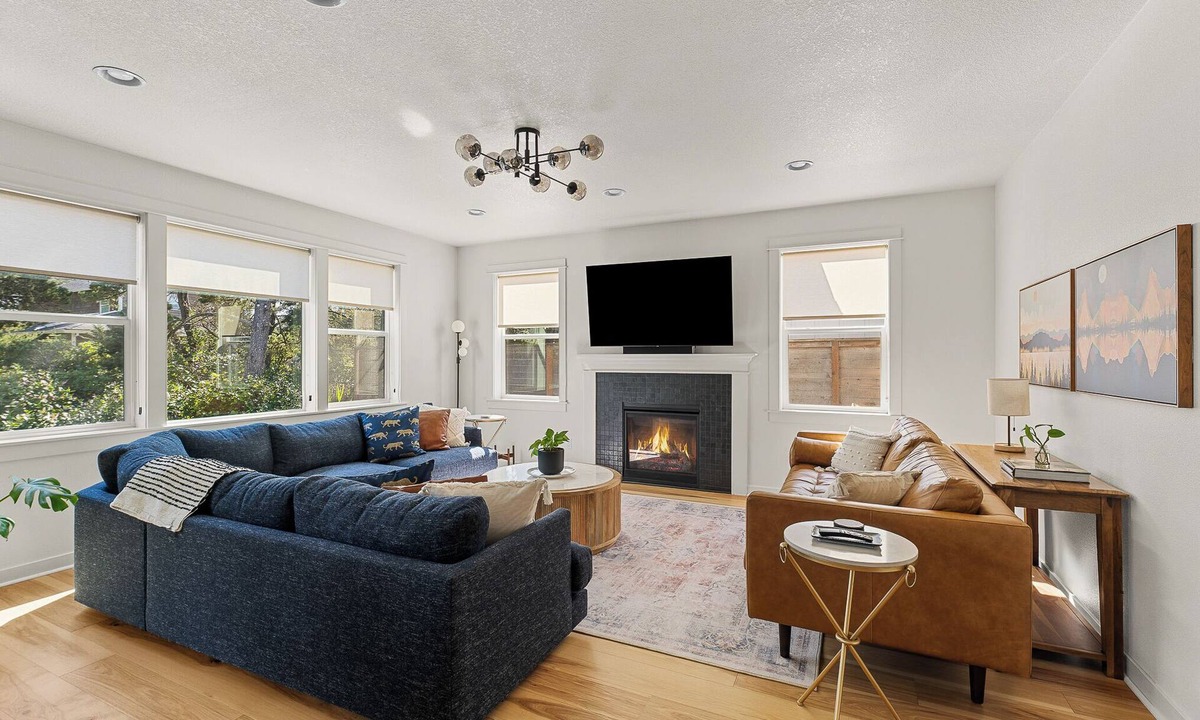 Rockaway Beach House | Wellness Oasis, Hot Tub, Sauna, 2-Min Beach Path