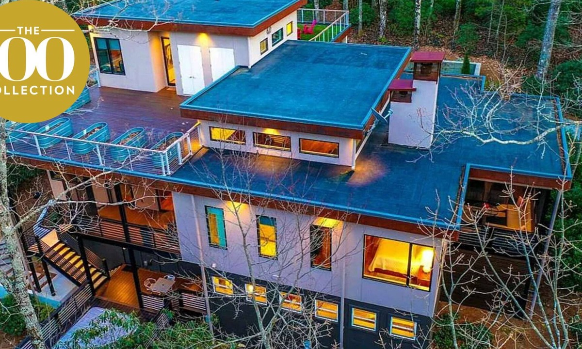 Highlands Cabin | Whispering Pines | Exquisite Modern Home with Hot Tub & Guest Suite