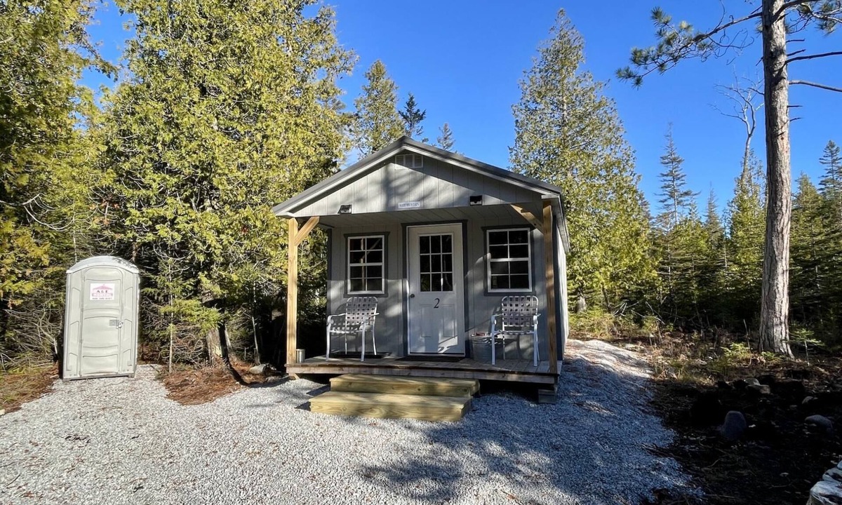 Drummond Island House | White Birch Cabin - Johnswood Off Grid Cabins on Drummond Island