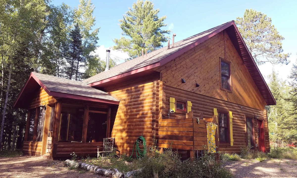 Isabella Cabin | White Pine Retreat. A true wilderness retreat.