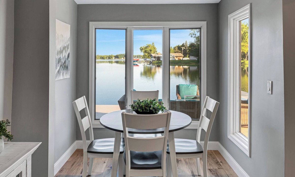 Whitmore Lake House | Whitmore Bay: Bloom & Relax – Beat the Heat – Lakefront Bliss Awaits!