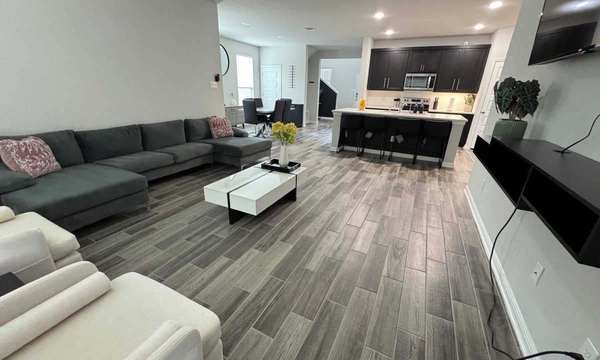 Williamson County House | Your home away from home - Jarrell