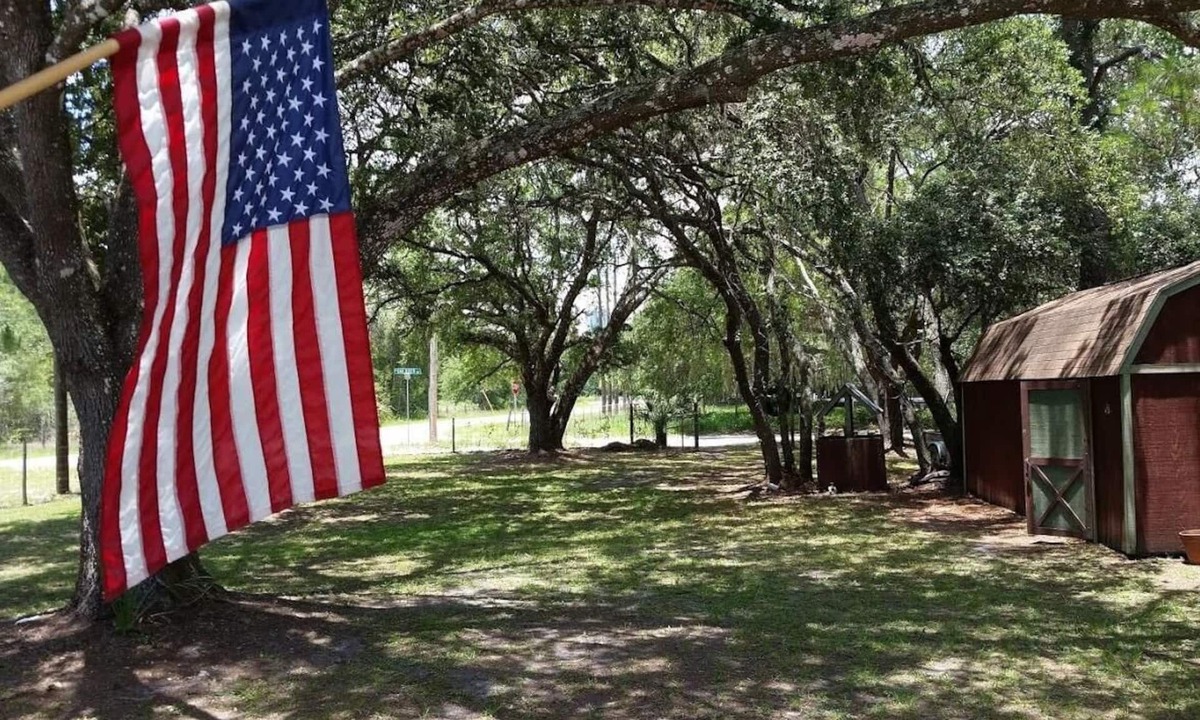 Hernando Cottage | Your ultimate weekend destination, La Fish Camp.