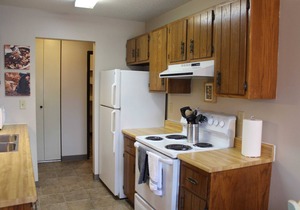 2 Bed, 1.5 Bath short and long term furnished rental in Fargo, ND. in Fargo
