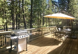4 Bed 4 Bath 3 masters, 10 Shark Passes Included With Rental