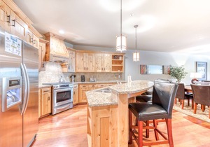 Luxury mountain condo w/shared pool & hot tub, patio, & easy ski access