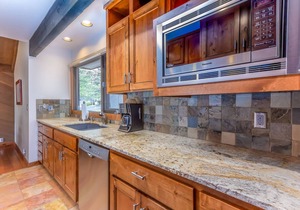 MEAD49 - Beautiful Condo with AC and Gas Fireplace