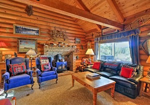 Private Log Cabin in Bend with Deschutes River View!