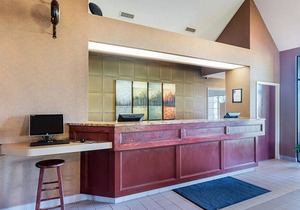 Sleep Inn & Suites Acme – Traverse City