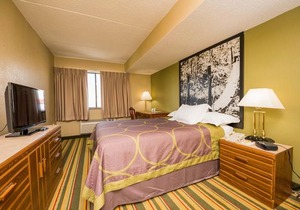 Super 8 by Wyndham Frederick in Frederick