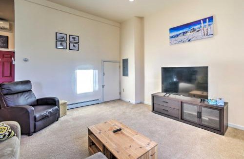 Windham House | 1/2 Mi to Windham Mtn: Main Street Condo