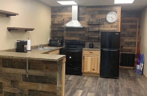 Hemphill Apartment | 1 bed/1 bath apartment downtown Hemphill Side A