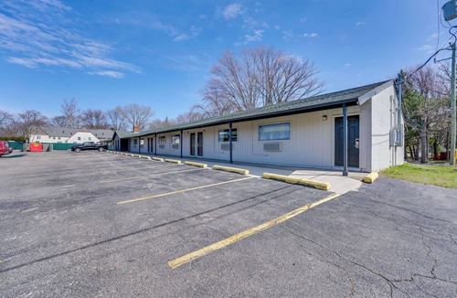 Port Huron Apartment | 1 Mi to Lake Huron Beaches: Pet-Friendly Studio