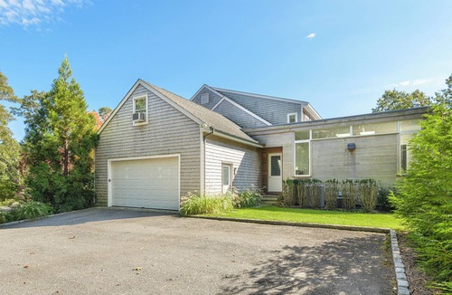 Noyack House | 1 Paumanok Road Bridgehampton, NY 11932