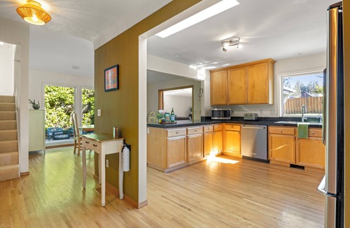 Cedar Mill House | 10 minutes to downtown, Nike+Intel