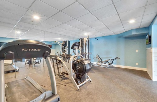 Charlevoix House | 118B Edgewater Inn