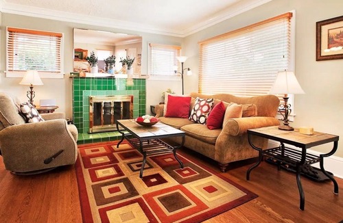 King House | 1925 Craftsman, Centrally Located, Hot Tub, Family and Kid-Friendly, Large Groups/Gatherings