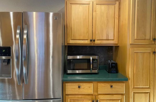 Antigo Cabin | 2- bedroom cozy private northwoods cabin