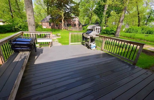 Wooded Estates House | 2 blocks to ND! 4 bedroom 2 bath home(1217)