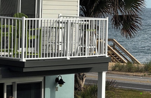 Surfside Estates House | 2 BR, 2 BA Townhome in Ormond By the Sea