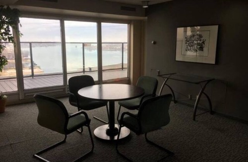 Detroit Condo | 2 BR Riverview Comfy Condo: Walk to Belle Isle. 10mins to Downtown. 6mth min.