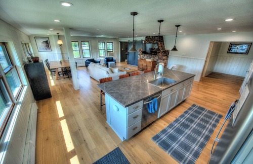 Cable Cabin | 2 Cabins & Docks on Lake Namakagon - 4 Season Fun, Snowmobiling, UTV & Fishing!