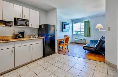 Sulphur Apartment | 2 Full Beds with Kitchenette Non - Smoking