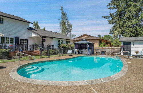 Forest Grove Apartment | 2 Mi to Dtwn Forest Grove: Quiet Studio w/Yard