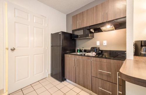 Gwinnett Place Apartment | 2 Queen bed|Non Smoking