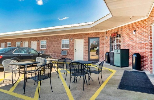 Ruleville Apartment | 2 Queen Bed | Ruleville MS