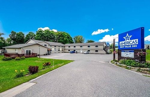 Harvey Hotel | 2-Star Hotel ∙ Americas Best Value Inn Marquette