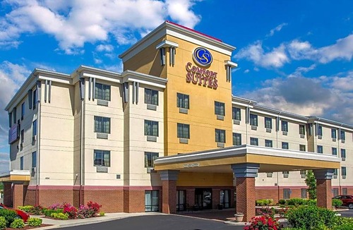 Forest Park Hotel | 2-Star Hotel ∙ Comfort Suites Cincinnati North
