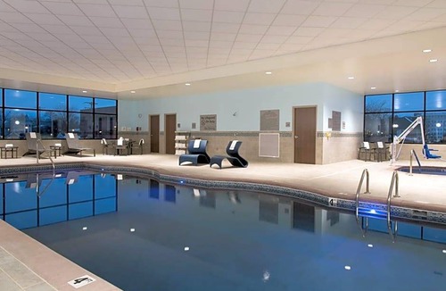 Midtown Hotel | 2-Star Hotel ∙ Hampton Inn & Suites Grand Rapids Downtown