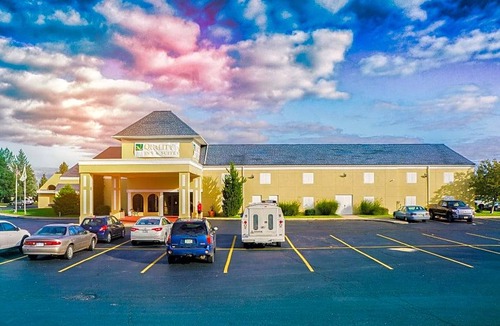Coldwater Hotel | 2-Star Hotel ∙ Quality Inn & Suites Coldwater near I-69