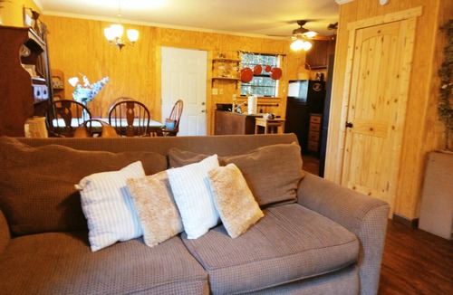 Flint Cabin | 2-Story Farm Cabin - Sleeps 5 - 50 Acres