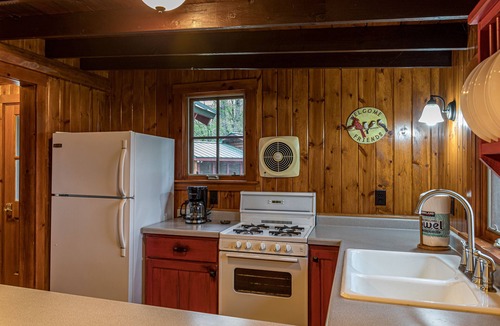 St Germain House | 2 stunning Cabins on Little Saint Germain Lake!