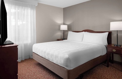Hillsboro Hotel | 2 Suites in Modern Hotel w/Fully Equipped Kitchens & Fireplace - Free Parking