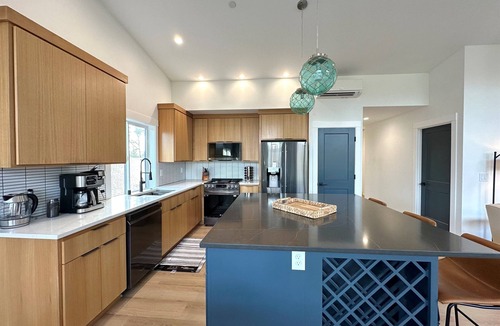 Ocean Shores Cabin | 2 Villas Sleeps 21 Theater Sauna Hot Tubs