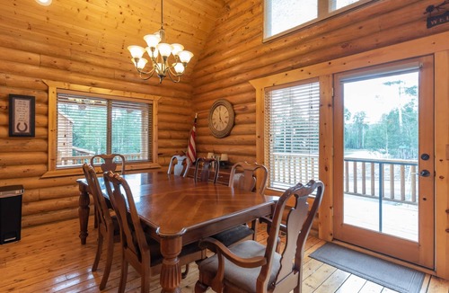 Steam Engine Meadows Cabin | 216 Rue Jolley -immaculate cabin with the feeling of home. guaranteed memories.