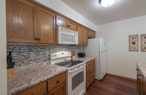 Baileys Harbor Condo | 2BR Lakefront Condo: Balcony, Hot Tub, & Fireplace