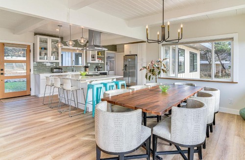 Warrenton House | 3-Acre Oceanfront Home: Game Room & Fire Pit!