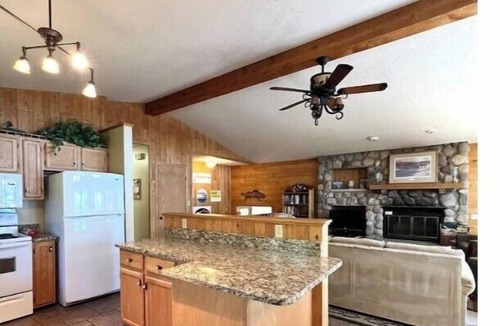 Manitowish Waters Cabin | 3 bdr Alder Lake Home
